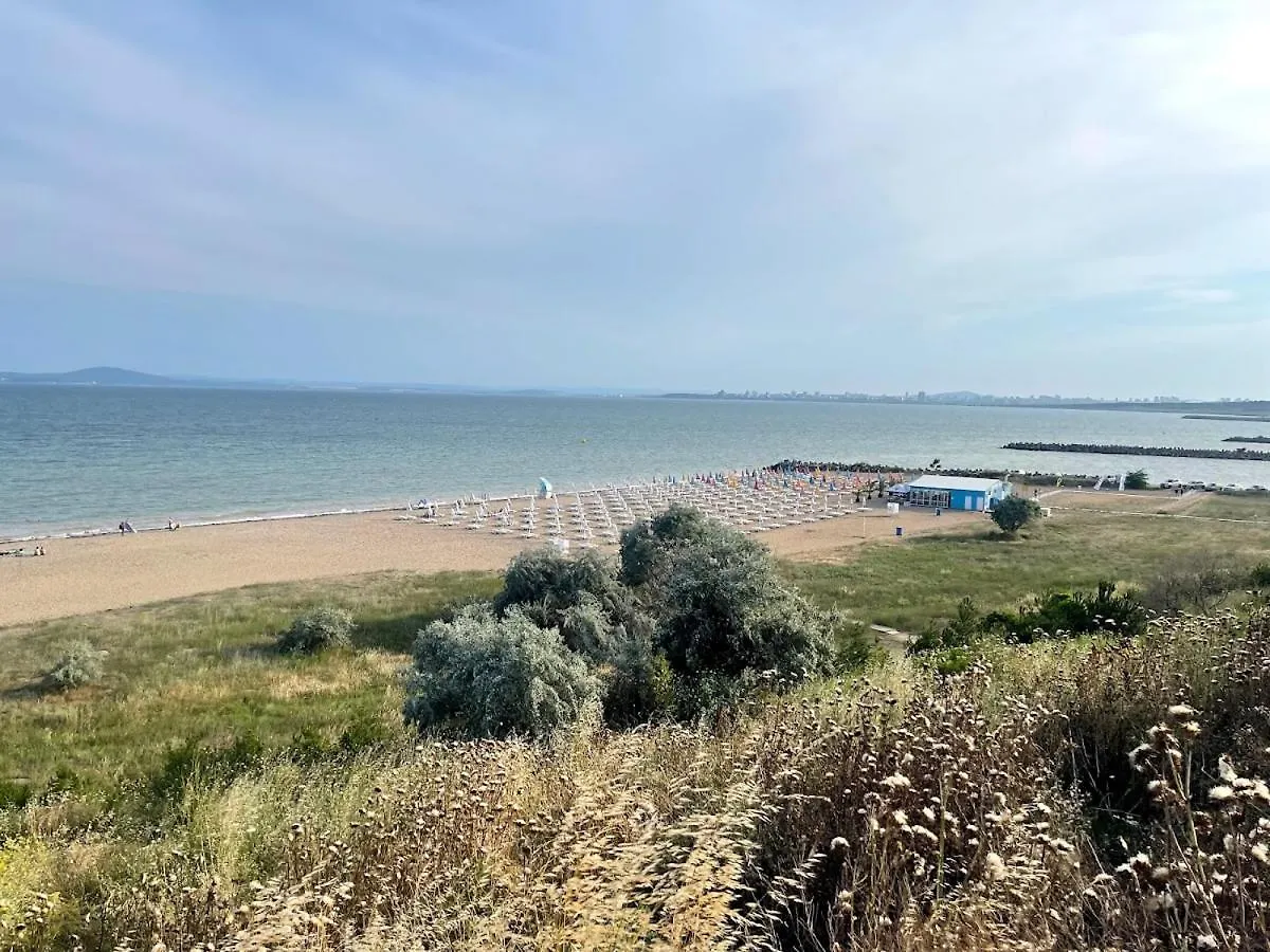 Апартамент Blue Summer - Уют, Близо До Морето Burgas Apartment