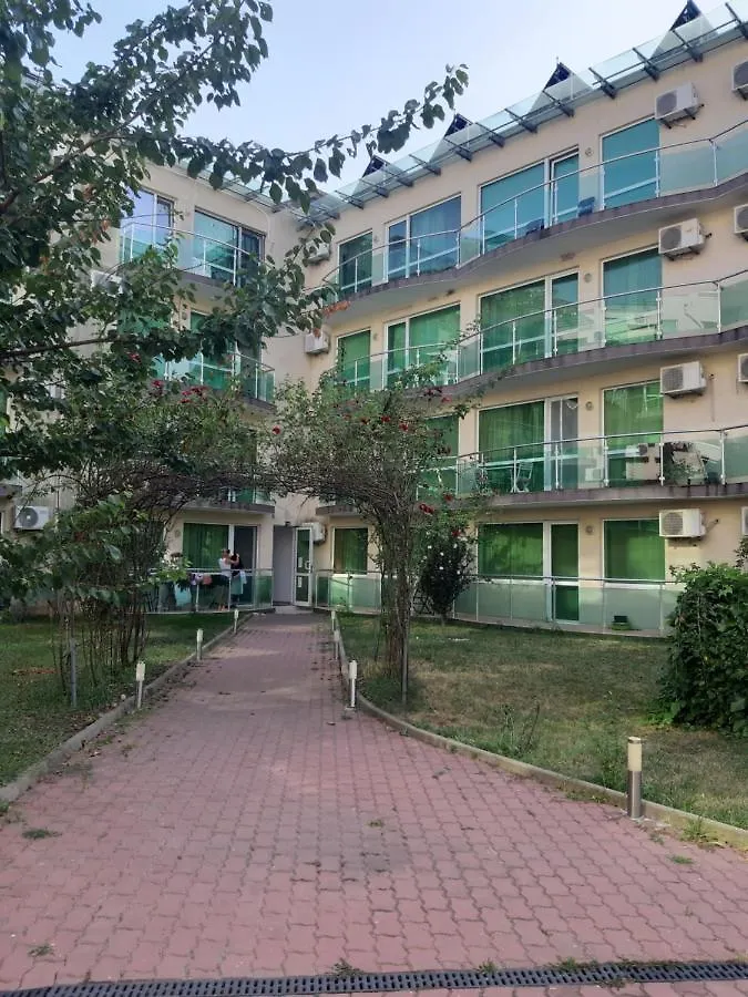 Апартамент Blue Summer - Уют, Близо До Морето Burgas 0*,  Bulgaria